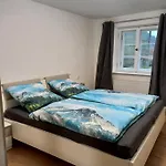 Zur Alten Schmiede Apartment *