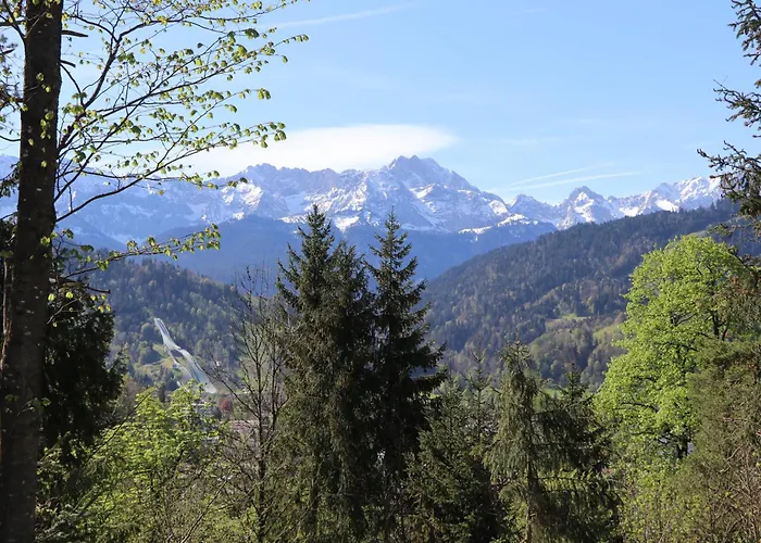 Zur Alten Schmiede *