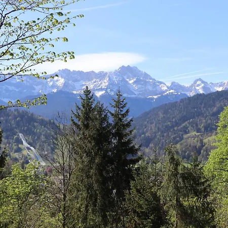 Zur Alten Schmiede *